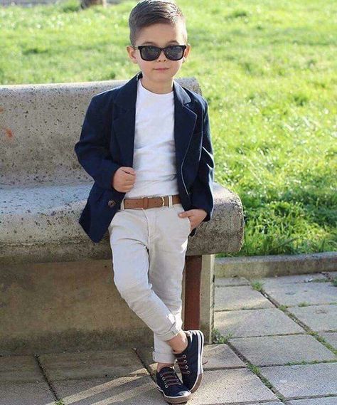 Boys Party Outfit, Boys Party Wear, Kids Fashion Wear, Kids Dress Boys, Kids Dress Collection, Baby Boy Swag, Baby Boy Dress, Family Engagement, Stylish Hoodies