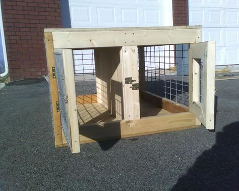 UKC Forums - your home made dog box pics Diy Livestock Box For Truck, Diy Dog Box For Truck, Goat Transport, Dog Box For Truck, Dog Transport, Dog Box, Apocalypse Survival, Wood Dog, Homemade Dog