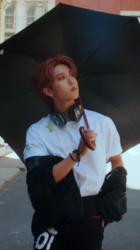 Maxident Umbrella Photo, Emo Boyfriend, Squirrel Girl, Boyfriend Wallpaper, Baby Squirrel, Kids Board, Han Jisung, Now And Forever, Kids Wallpaper