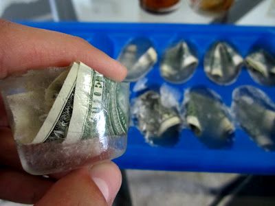 GIFT IDEA: Freeze cash in ice cubes. Put in cooler or water bottle as a holder. How To Make Fake Ice Cubes, Disney On Ice Gift Ideas, Diy Ice Cube Trays, Funny Way To Gift Cash, Ice Cube Tray Hacks, Yankee Swap Gift, Frozen Gifts, Hide Money, Cash Gifts