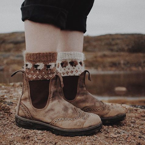 Must-Knit Socks For Sheep Lovers | KnitHacker Afterthought Heel, Lots Of Socks, Vintage Socks, Hand Painted Yarn, English And French, Sock Knitting, Hand Knit Socks, Sock Knitting Patterns, Fibre Art