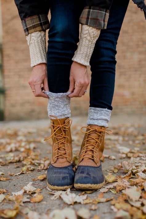 Ll Bean Boots Women, Ll Bean Boots Women Outfit, Duckboot Outfits Fall, Outdoor Fall Outfits Women, Ll Bean Boots Outfit, Bean Boots Outfit, Preppy Camping, Sperry Outfit, Redhead Style