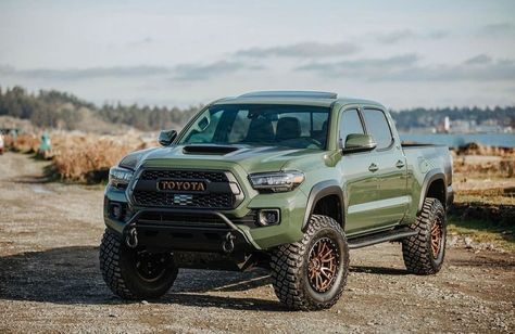 Clean dark green Lifted Toyota Tacoma with a long bed and subtle off-road mods by @blackwoodtrucks View all Tacoma off-road projects on Offroadium! #toyota #tacoma #offroad Green Toyota, Lifted Tacoma, Life Abundantly, Toyota Tacoma Lifted, Toyota Tacoma Off Road, Toyota Trucks 4x4, Toyota Tacoma Mods, Tacoma Off Road, Tacoma Mods