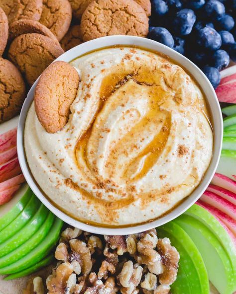 Whipped Pumpkin Ricotta Dip Ricotta Dessert Recipes, Whipped Ricotta Dip, Easy Pumpkin Desserts, Pumpkin Ricotta, Dip Dessert, Ricotta Dessert, Pumpkin Biscotti, Pumpkin Dinner, Pumpkin Swirl Cheesecake