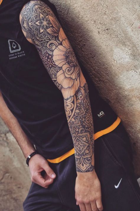 Tattoo Inspo Men, Men Arm Sleeve, Owl Tattoo Chest, Mandala Tattoo Men, Tattoo Ideas Males, Shoulder Tats, Ray Tattoo, Mandala Tattoo Sleeve, Dr Woo