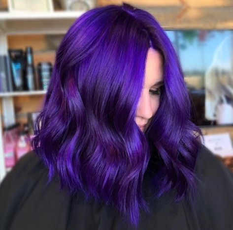 Grape Hair, Violet Hair Color, Bright Purple Hair, Dark Purple Hair, Gold Hair Colors, Hair Color Rose Gold, Rainbow Hair Color, Violet Hair, Hair Instagram