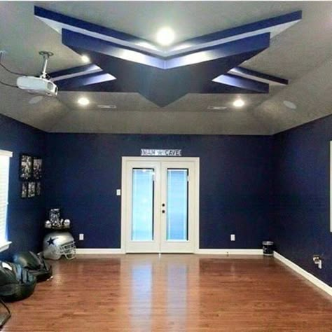 I want this room. . Dallas Cowboy Man Cave Ideas, Dallas Cowboy Man Cave, Dallas Cowboys Man Cave Ideas, Dallas Cowboys Man Cave, Cowboys Man Cave, Dallas Cowboys Bedroom, Dallas Cowboys Room, Cowboy Rugs, Dallas Cowboys Party