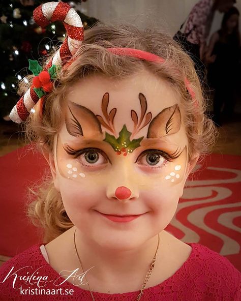 Rudolph Face Paint Kids, Christmas Face Painting Reindeer, Rudolf Face Paint, Christmas Facepainting Ideas, Reindeer Face Paint Easy, Face Painting Ideas For Kids Christmas, Christmas Facepainting Kids Easy, Xmas Face Painting, Simple Christmas Face Paint