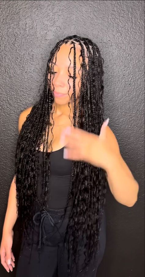 Godness Boho Braids, Blowout Hair Curls, Bhaddie Hairstyle, Latest Braids, Extension Hairstyles, Wigs Hairstyle, School Baddie, Girly Hairstyles, Twist Curls