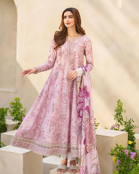 Embroidered lawn unstiched / stiched Shop : www.brandaffection.uk Link in bio 👆 #designerlawnsuitsuk #designerlawnsuitsuk #summersuits #lawnsuits #londonfashion readytowear , lawnsilksuit , lawnsuits , casual wears , summer dresses ,embroidered summer suit , pakistanisuitsuk , lawnfrocks , unstiched lawn suits , summerfashion , summer outfit , londonfashion , organza dopattas , luxury lawn , baroque fashion , baroque suits , 3 pc lawn suits , embroidered lawn suits , designer lawn 2024, Lawn Frock, Organza Dresses, Lawn Design, Cotton Silk Fabric, Net Dress, Summer Suit, Embroidered Organza, Lawn Suits, Baroque Fashion