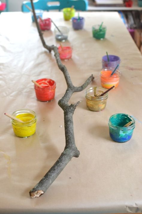 kids will love this format, especially if they find their own branch // great project for a group Painted Branches, Tree Study, Creative Curriculum, Collaborative Art, Nature Play, Kindergarten Art, Forest School, Toddler Art, Camping Art