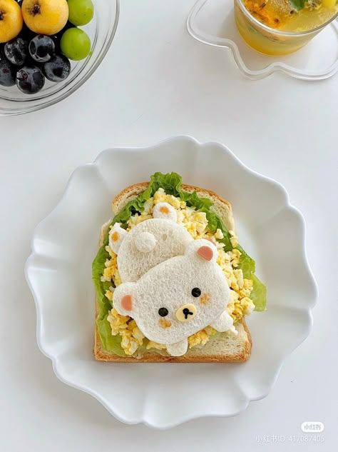 Food Art Ideas, Kawaii Breakfast, Cute Toast, Picnic Date Food, Cute Breakfast, Halloween Breakfast, Food Art For Kids, Creative Snacks, Food Shapes