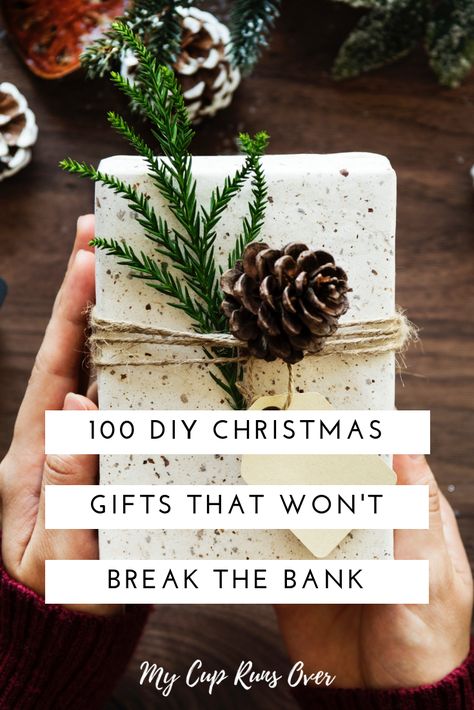 Christmas Diy Easy, Unique Christmas Gifts Diy, Family Gift Baskets, Diy Christmas Gifts For Kids, $5 Gift Ideas, Christmas Experiences, Christmas Gifts To Make, Christmas Friends, Cheap Christmas Gifts