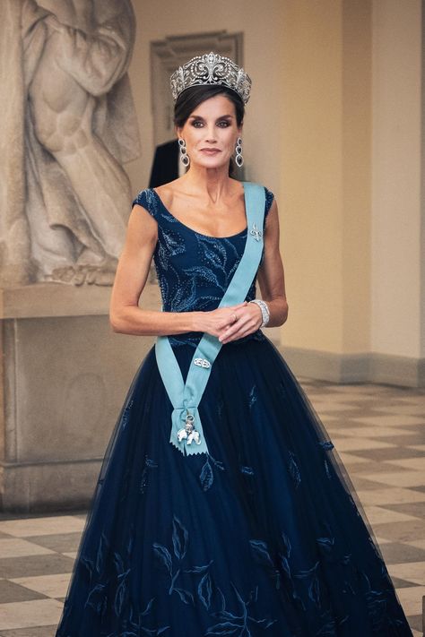 The King and Queen of Spain Attend State Banquet in Copenhagen — Royal Portraits Gallery Queen Letizia Dress, Old Ball Gowns, Royal Ball Gowns, European Princess, State Banquet, Queen Of Spain, Royal Portraits, Queen Margrethe Ii, Royal Tiaras