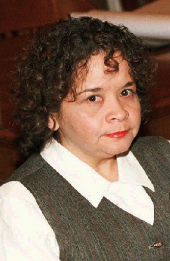 Yolanda Saldivar (Texas). On March 31, 1995, Saldivar shot and killed her employer (famed Tejano singer Selena Quintanilla). On October 23, 1995, she was sentenced to life in prison. She is eligible for parole in 2025. Yolanda Saldivar, Famous Murders, Dark History, Villain Costumes, Corpus Christi Texas, Tejano Music, Mexican Humor, Facts You Didnt Know, Selena Quintanilla Perez