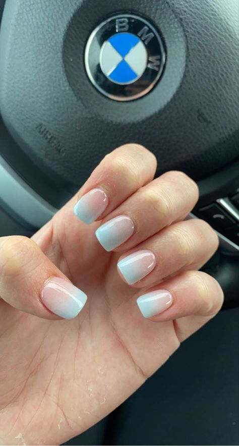 light blue ombré nails Dip Nails Blue, Nail Ideas Light Blue, Light Blue Ombre Nails, Light Blue Manicure, Nail Ideas Color, Nail Designs Dip, Color Ombre Nails, Blue Nails Ombre, Blue Ombré Nails