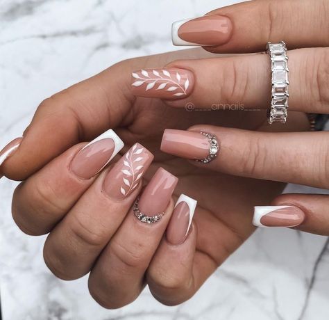 Nude and whitenails 💅 Nude And White Nails, Gel Overlay Nails, Dance Nails, White French Nails, Hoco Nails, Overlay Nails, Engagement Nails, Wine Nails, Cow Nails