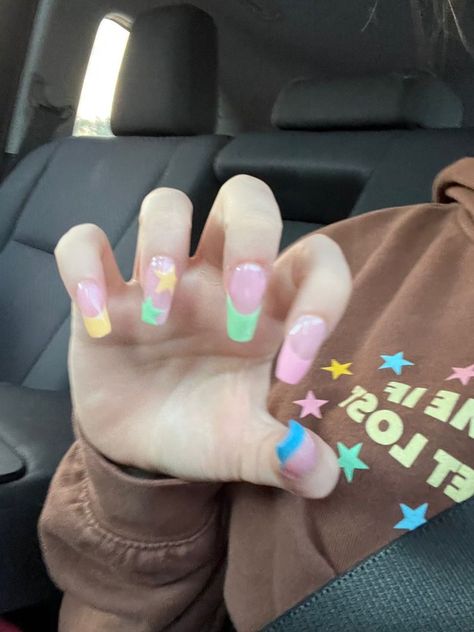 Simple Nail Designs Y2k, Simple Nails Y2k, Short Funky Nail Ideas, Y2k Nails Acrylic Almond, Tyler The Creator Nails Igor, 90s Nails Short, Y2k Simple Nails, Call Me If You Get Lost Nails, Y2k Nails Simple