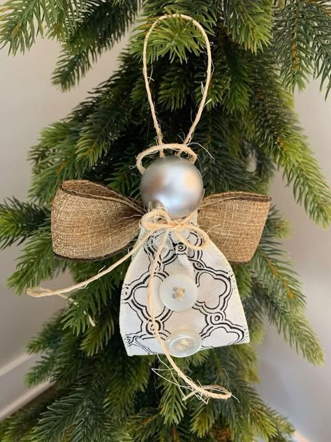 Diy Rustic Christmas Ornaments, Diy Rustic Christmas, Cozy Christmas Tree, Diy Angel Ornaments, Angel Christmas Ornaments, Diy Angels, Rustic Christmas Ornaments, Diy Ornament, Candy Cane Ornament