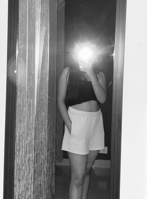 #pinterest #mirror #black #blackandwhite #picoftheday #pictures #aesthetic #like Mirror Girl Snaps, Mirror Selfie In Shorts, Night Suit Snap, Shorts Mirror Selfie, Pinterest Mirror, Black Crop Top Outfit, Suit Pic, Black Dress Outfit Party, Urban Photography Portrait