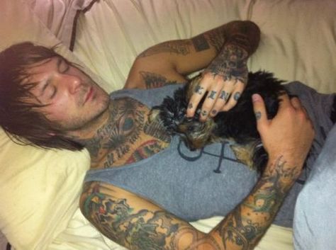 You CAN NOT go wrong with a tatted guys and puppies! (Or kitties!) Jonny Craig, Tatted Guys, Craig Owens, Cuddly Animals, Soul Mate, Lungs, Cute Pictures, Beautiful People, Google Search