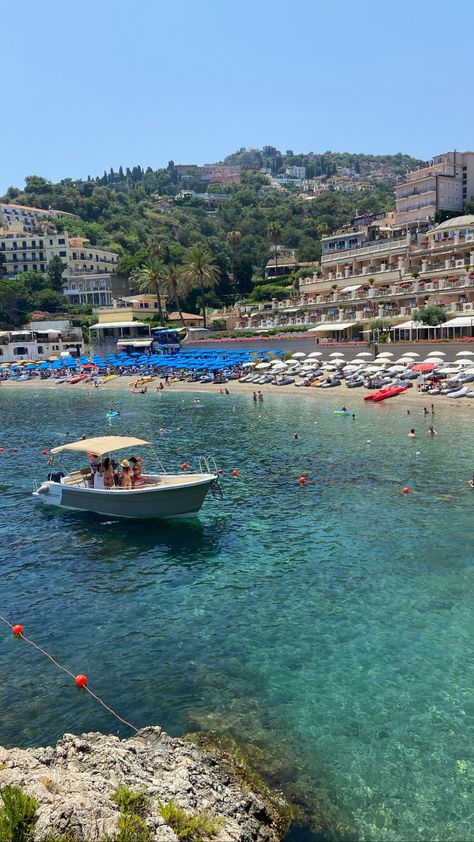 Beach in Taomina Sicily #Sicily #europesummer #summerinitaly Sicily Italy Catania, Sicily Wallpaper, Sicilia Aesthetic, Sicily Outfits, Sicily Italy Beach, Catania Beach, Sicily Beaches, Summer In Sicily, Sicily Aesthetic