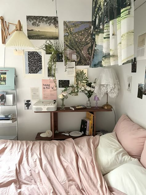 Dekorasi Kamar Tidur, Room Deco, Cozy Room Decor, Pretty Room, Dreamy Room, Dream Room Inspiration, Room Makeover Bedroom, Home Inspiration, Room Makeover Inspiration