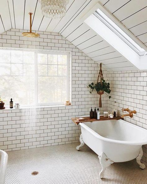 8 Open Shower Ideas That Will Convince You to Toss Your Shower Curtain | Hunker #remodelinspiration Open Shower Ideas, Open Showers, New Bathroom Ideas, Zen Bathroom, Boho Bathroom, Dream Bathrooms, Bathtubs, Bath Tub, Shower Design