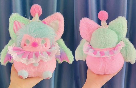 Plush Aesthetic, Raccoon Plush, Creepy Stuffed Animals, Bat Plush, Cute Squishies, Kawaii Crochet, Kawaii Plushies, Cat Plush, Cute Stuffed Animals