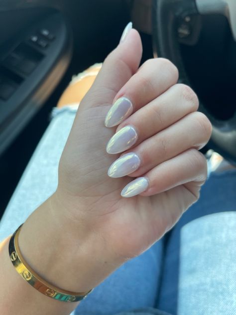 Pearl chrome nails- Hailey Bieber White Pearl Chrome Almond Nails, White Iridescent Nails Almond, Pearl Nails Tutorial, Haley Bieber Nails Pearl, White Chrome Nails Almond, White Crome Nails Almond, Pearl Colored Nails, Perle Nails, Bailey Bieber Nails