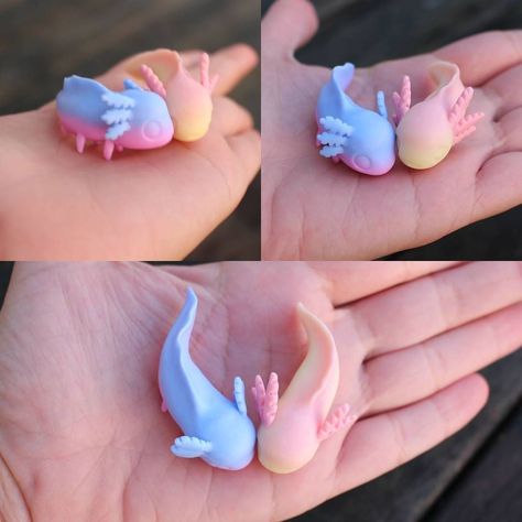 I dont normally use polymer clay, but this is adorable Clay Axolotl Tutorial, Axolotl Clay Art, Axolotl Crafts, Axolotl Craft, Polymer Clay Axolotl, Axolotl Clay, Cute Polymer Clay Animals, Clay Axolotl, Polymer Clay Creatures