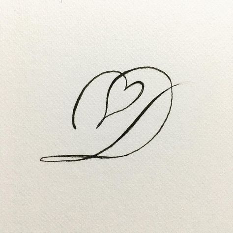 Love-ly capital D. Tag someone you love whose name begins with D 👍 Written with a Tombow brush pen. save, share, comment… | Instagram D Cursive Letter, Cursive D Tattoo, Letter D Calligraphy, D In Cursive, Love Drawing Ideas, Love Letter Art, D Tattoos, Letter S Calligraphy, Tatto Name