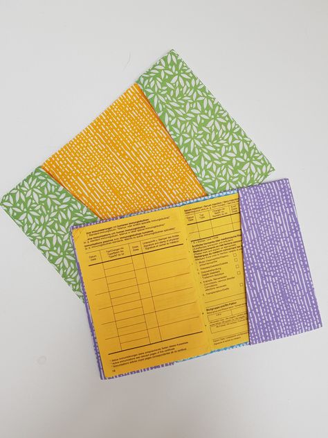 Blog - Hemmers DIY Passport Cover Diy, Passport Cover Pattern, Passport Holder Pattern, Colorful Summer Dresses, Cotton Club, Halloween Fabric, Fabric Projects, Passport Cover, Christmas Fabric