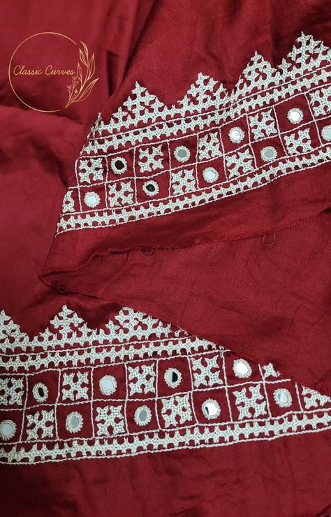 Bavaliya Work Blouse, Bavaliya Work, Sadu Bharat, Bavariya Work, Kutchi Embroidery, Kutchi Work, Crochet Phone Cover, Kutch Embroidery, Mirror Work Blouse Design