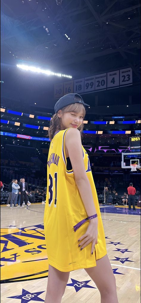 Lakers Wallpaper, Iz One Chaewon, Bright Winter, Kawaii Fashion Outfits, Pre Debut, November 2, Korean Celebrities, Insta Posts, Iz One