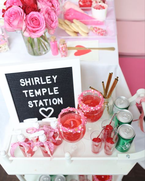 Shirley Temple Drink Station, Grad Party Party Favors, Shirley Temple Station, Colorful Graduation Party Decorations, Grad Party Picture Ideas, Love Shack Fancy Grad Party, Shirley Temple Bar Grad Party, Grad Party Activities, Kids Valentines Party