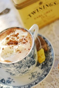 Earl Grey infused hot cocoa...the perfect warming treat for a cold rainy day. Cup Of Hot Chocolate, Earl Grey Tea, Chocolate Drinks, Earl Grey, Hot Tea, Tea Recipes, High Tea, Yummy Drinks, Hot Cocoa