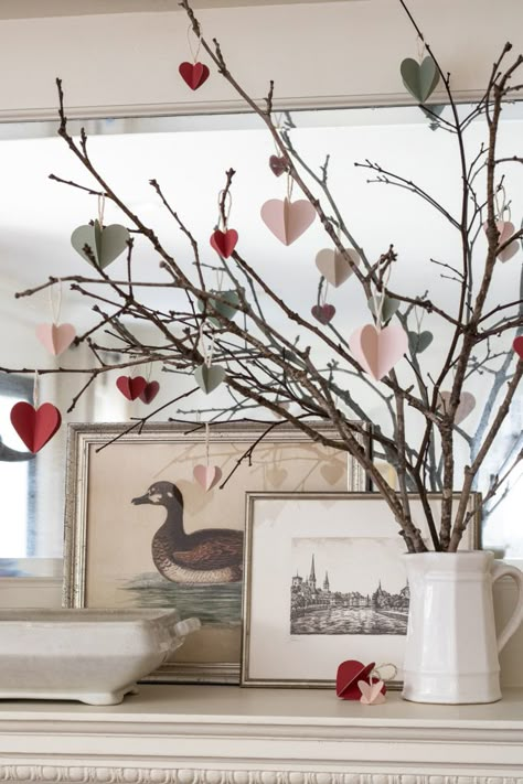 Diy Valentine's Day Decorations, Valentine Tree, Dinner At Home, My Funny Valentine, Paper Heart, Heart Tree, Valentine Wreath, Paper Hearts, Hanging Hearts