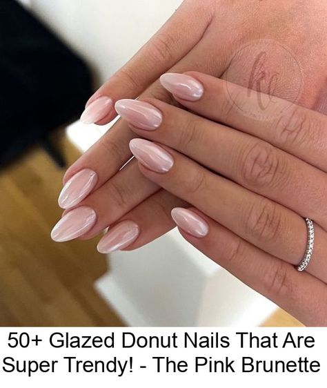 If you've been searching for new nail art trends over the last couple of months chances are you've come across glazed donut nails. A trend that has taken nail salons by storm due to Hailey Bieber. Glazed donut nails first made their mark at the Met Gala in May 2022, with Hailey Beiber gracing the Hailey Bieber Glazed Donut Nails, Afro Hairstyles Women, Pink Brunette, Glazed Donut Nails, Donut Nails, Chrome Nail Art, Glazed Donut, Blue Nail Designs, Almond Nail