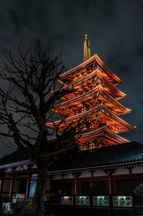 Senso-ji Temple https://www.alojapan.com/379132/senso-ji-temple-2/ #JapanPhotos, #Photo, #Photography, #PhotographyInJapan, #Photos, #Pix, #Reddit, #RedditJapanPhotos Senso Ji Temple Aesthetic, Senso Ji Temple, Asian Temple, Japan Temple, Sensoji Temple, Asian Aesthetic, Japan Photo, Photo Photography, Eiffel Tower