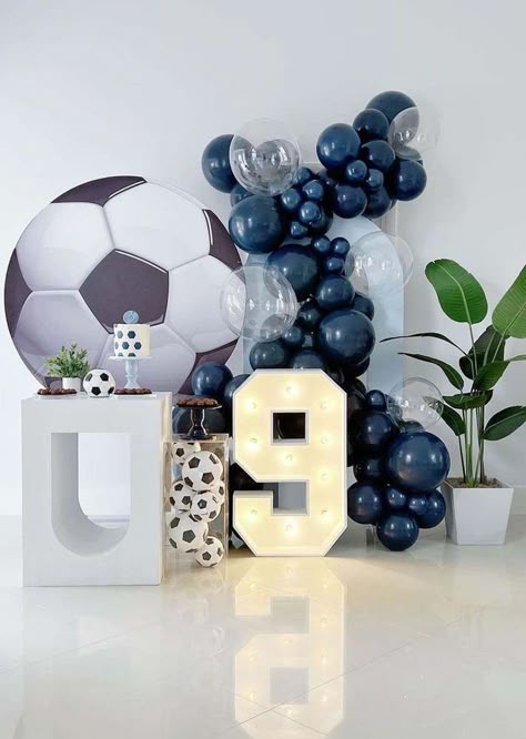 Soccer Birthday Theme, Soccer Baby Showers, Soccer Party Decorations, Football Theme Birthday, Soccer Theme Parties, Football Birthday Cake, Shower Background, Boys Birthday Party Decorations, Deco Ballon