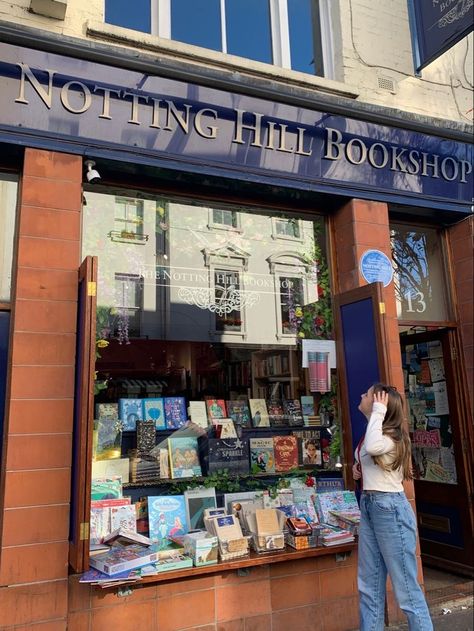 London Phone Booth Aesthetic, Summer In London Aesthetic, London Travel Aesthetic, London Vibes Aesthetic, London Girl Aesthetic, London Life Aesthetic, London Pics, London Girl, London Vibes