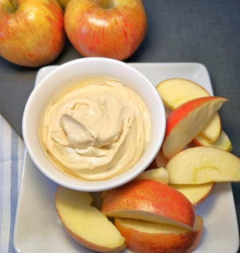 Healthy Peanut Butter Yogurt Dip - Joyful Little Things Pork Sandwich Sides, Peanut Butter Yogurt Dip, Healthy Snack For Kids, Dip Healthy, Easy Fruit Dip, Peanut Butter Yogurt, Snack For Kids, Healthy Sweet Snacks, Chunky Peanut Butter