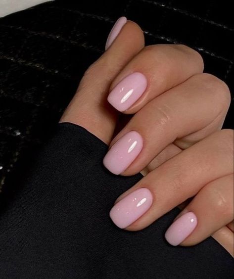 Milky Pink Nails, Old Money Nails, Money Nails, Kutek Disney, Milky Pink, Squoval Nails, Basic Nails, Casual Nails, Round Nails