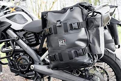 Motorcycle Panniers, Motorcycle Bag, Riding Gear, Royal Enfield, Clean Up, Scotch, You Choose, Saddle Bags, Cars And Motorcycles