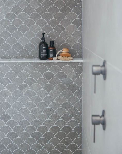 Hexagon Tile Bathroom, Bilik Air, Beaumont Tiles, Bad Inspiration, Shower Shelves, Bath Room, Bathroom Renos, Laundry In Bathroom, House Bathroom