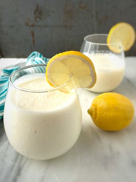 Lemonade Slushie, Creamy Lemonade, Lemonade Slushies, Lemon Drink, Summertime Drinks, Refreshing Drinks Recipes, Beverage Recipes, Homemade Cheese, Drink Specials