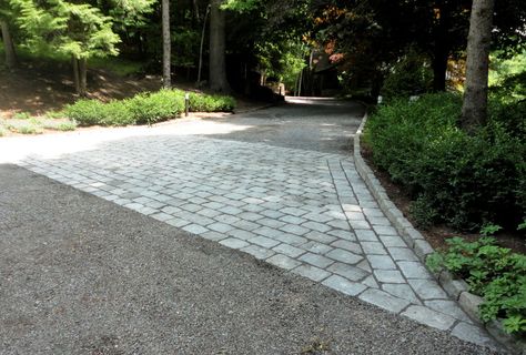 Belgium Block Driveway, Belgium Block Driveway Edging, Driveway Apron, Belgian Block, Garden Ideas Driveway, Driveway Edging, Brick Driveway, Driveway Ideas, Paving Ideas