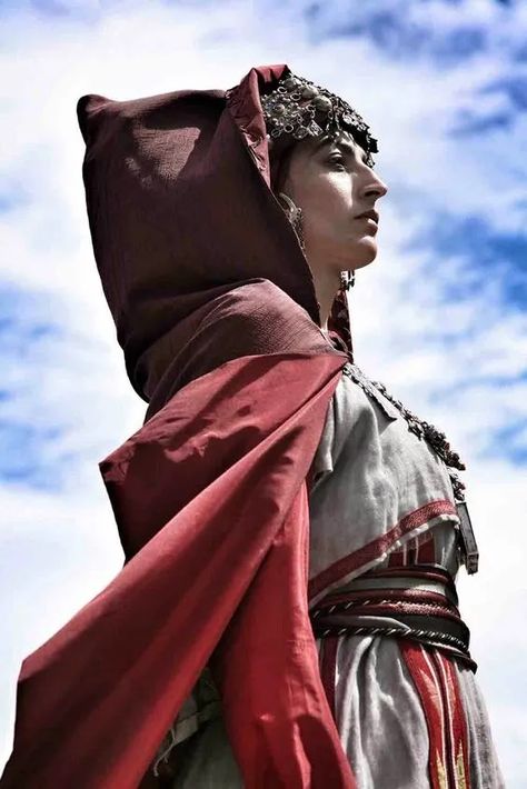 Les véritables Femmes guerrières - Maroc Atlantis Moroccan Caftan, Photo Archive, Women In History, North Africa, African Clothing, Inspirational Women, Traditional Outfits, Culture Art, Tao