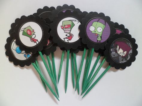 Invader Zim party toppers. Make cupcakes fun any day! Invader Zim Party, Invader Zim Birthday Party, Invader Zim Birthday, Rave Birthday, Yb Game, 19 Birthday, Make Cupcakes, Pool Party Kids, Party Topper